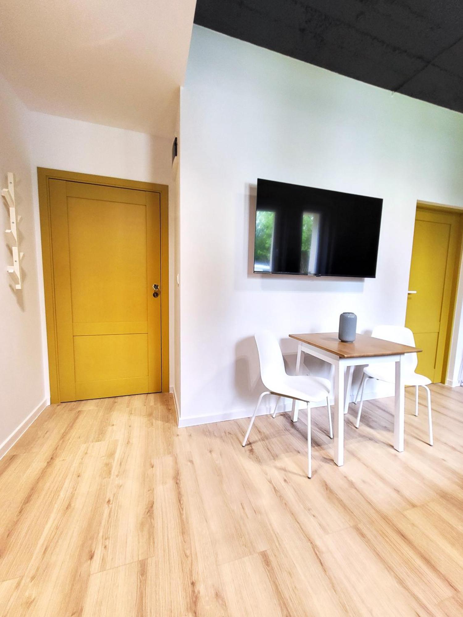 Enjoy! Warszawa Mysiadlo Apartment Exterior photo